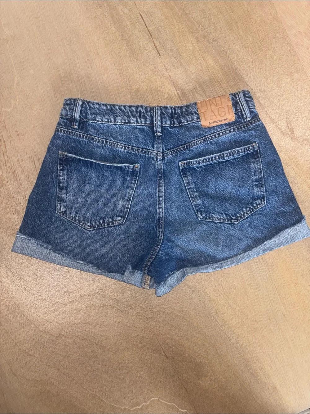 Vintage Stradivarius Denim Shorts 38 US 6 High Rise Y2K 90s